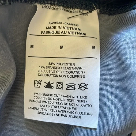 Nike Dri Fit Women's Camo Leggings, Midrise, Full Length, Size M, NWT! - Picture 8 of 9